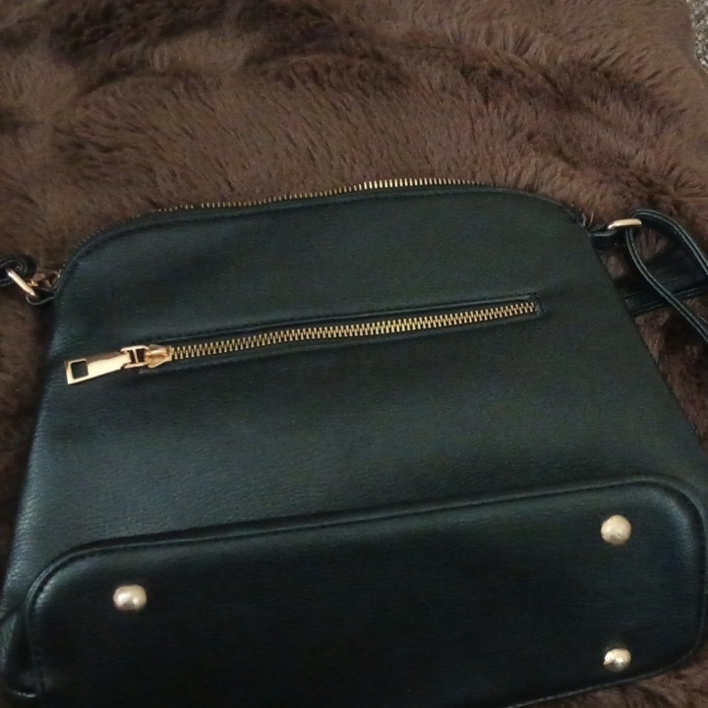 Elegant Black Quilted Crossbody Bag Deer Print Interior Like New Gold Accents - Picture 2 of 3